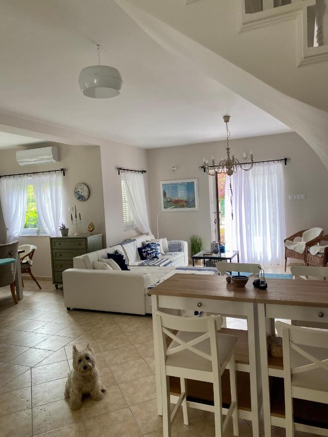 Villa Scamard Zamárdi Eksteriør bilde